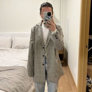 kittenish grey plaid blazer